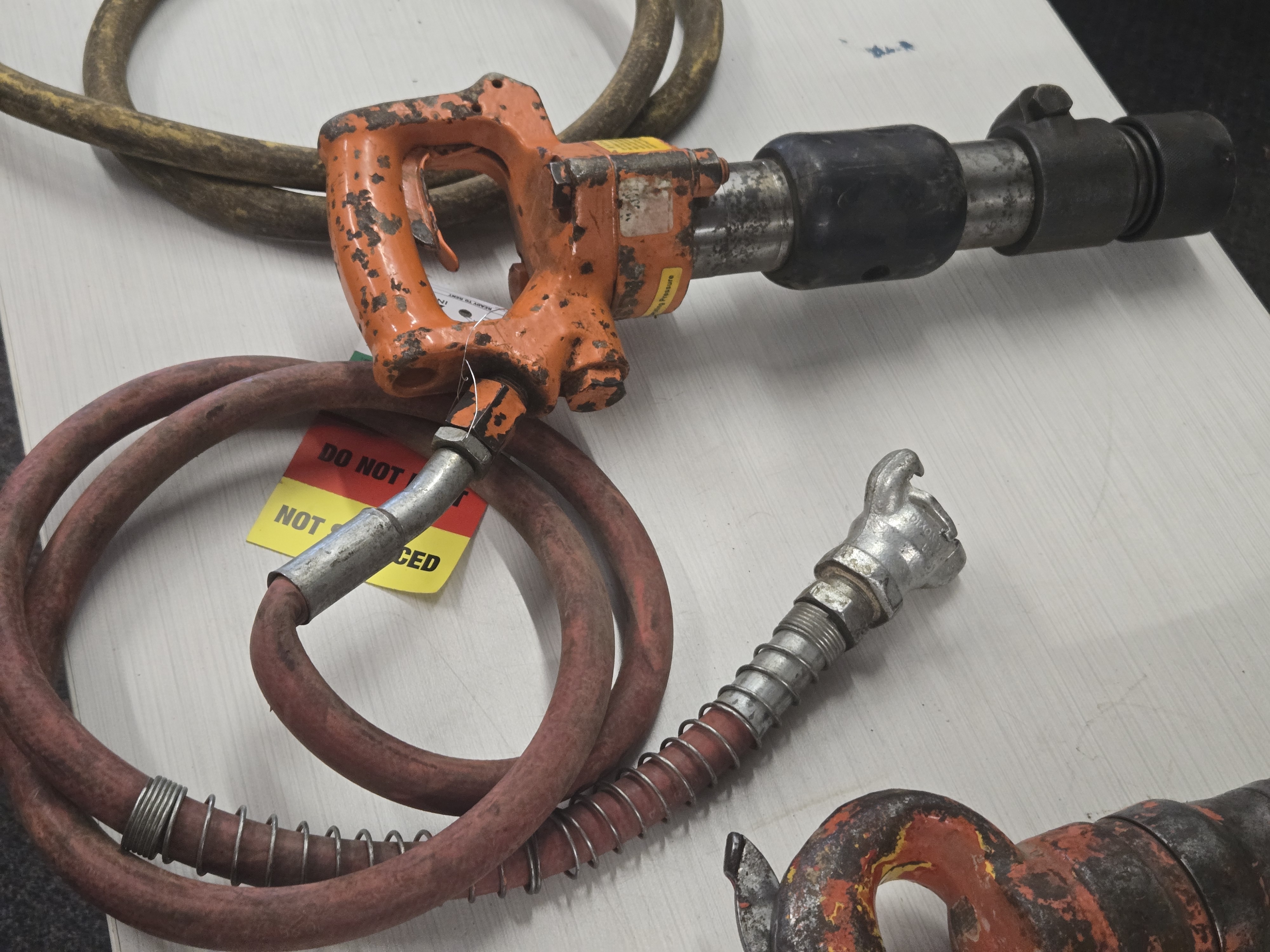 American Pneumatic Chipping Hammer