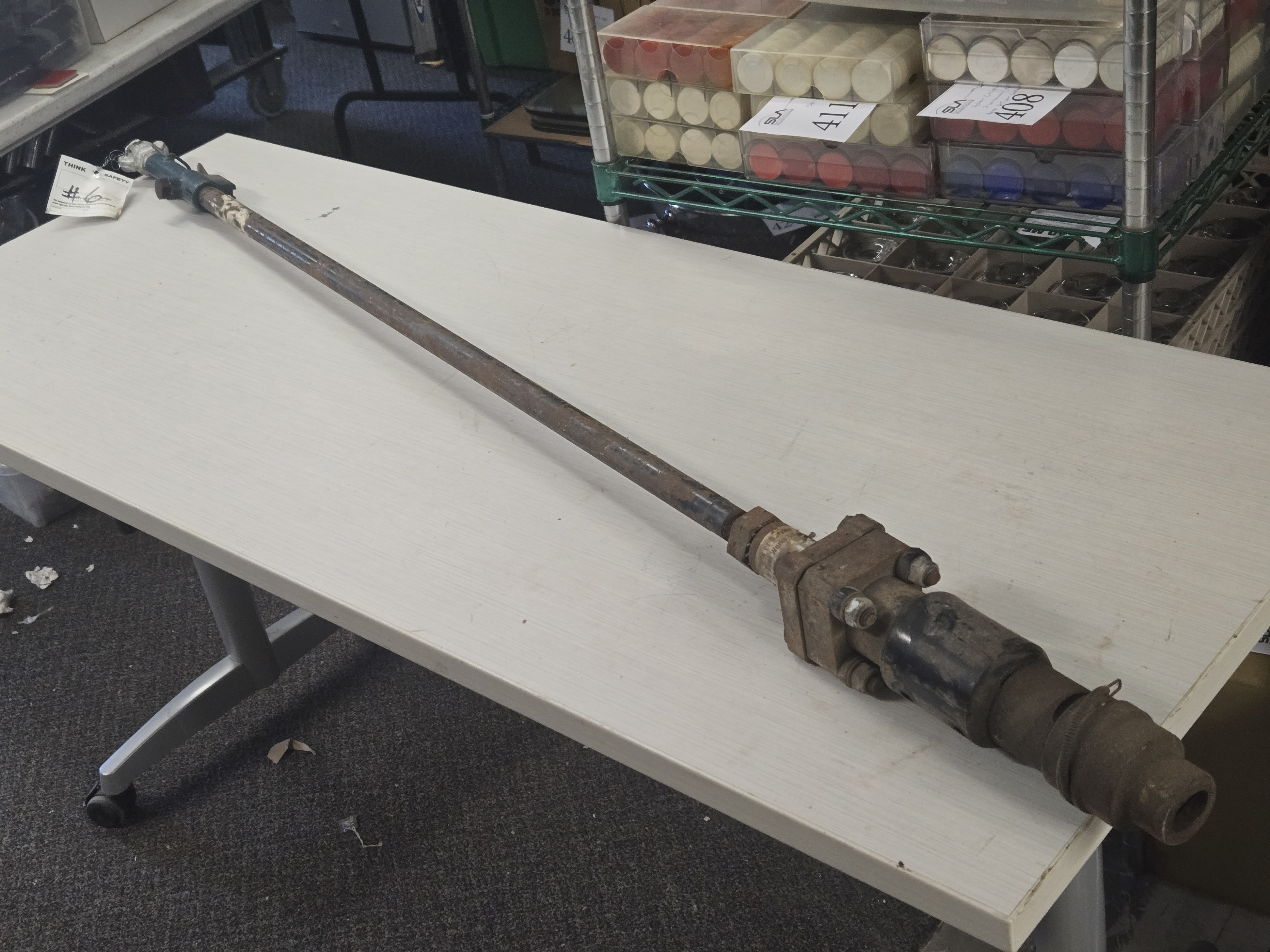 Pneumatic Long Reach Scaler