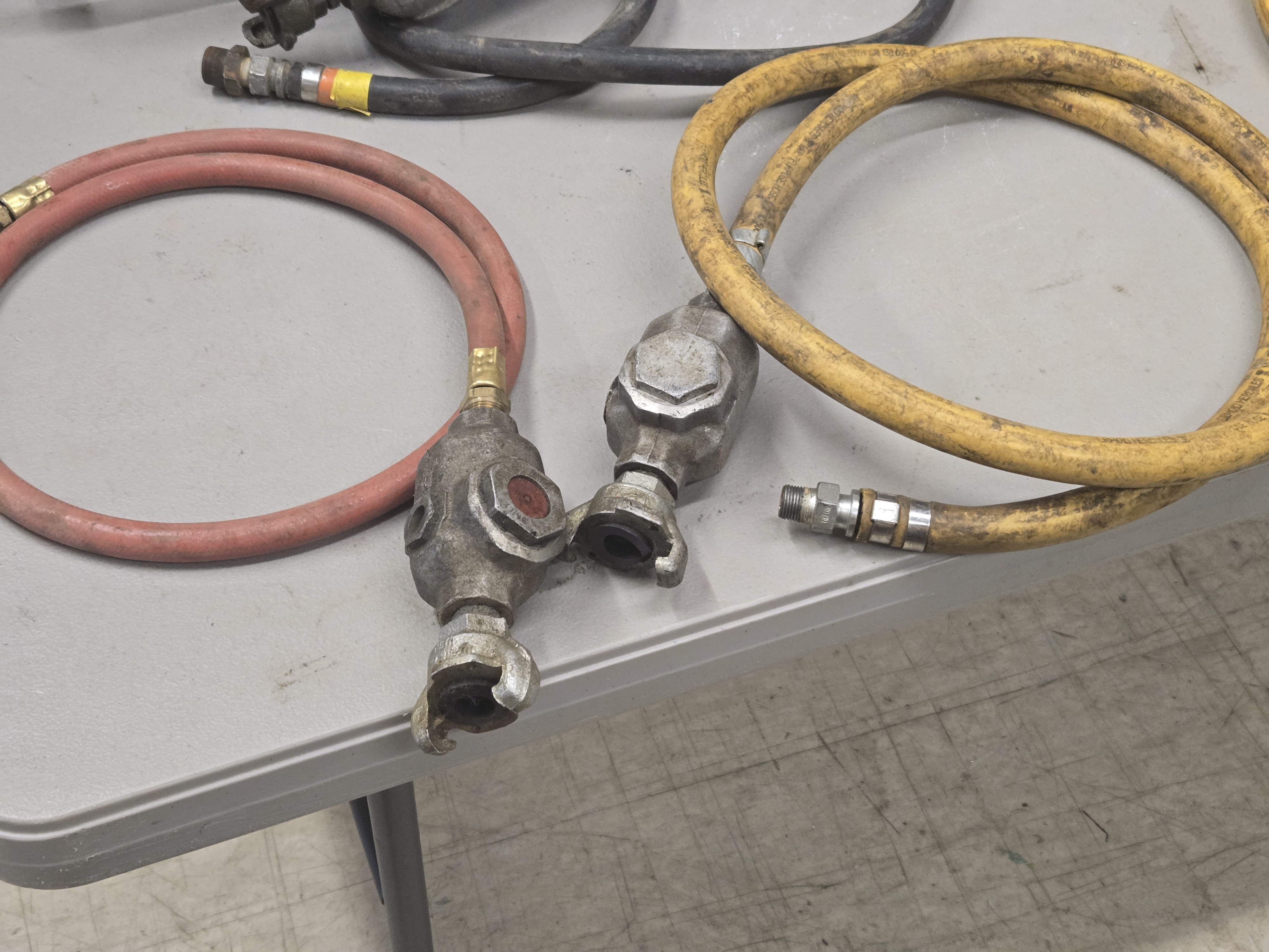Pneumatic Couplers