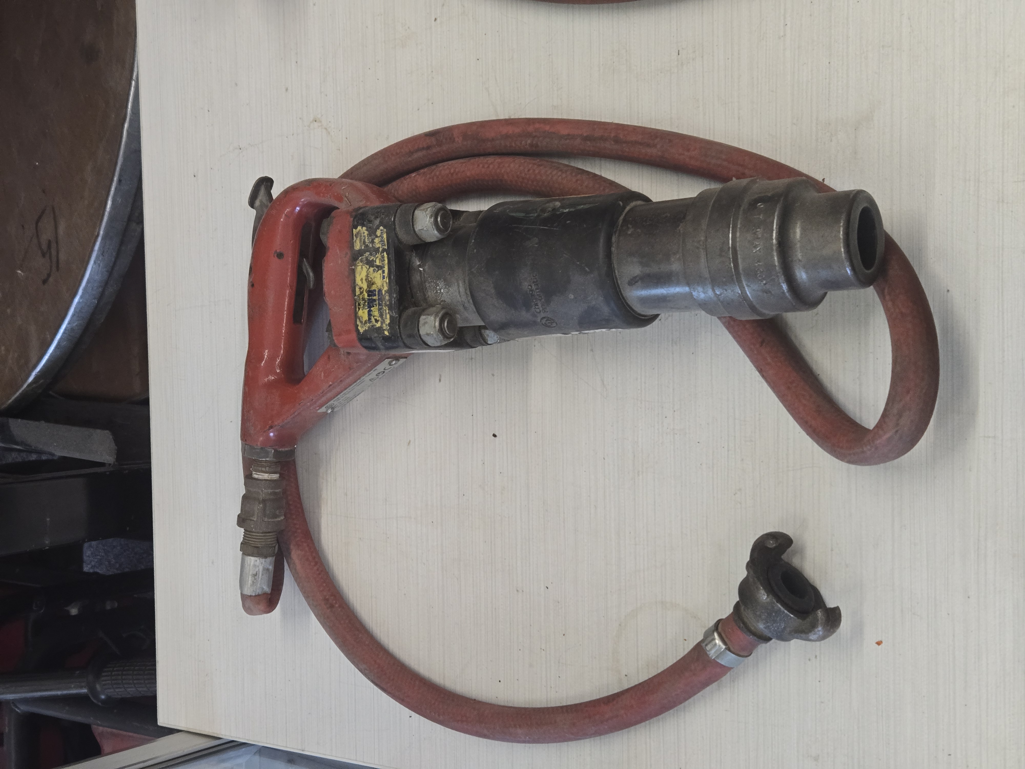 Atlas Pneumatic Chipping Hammer