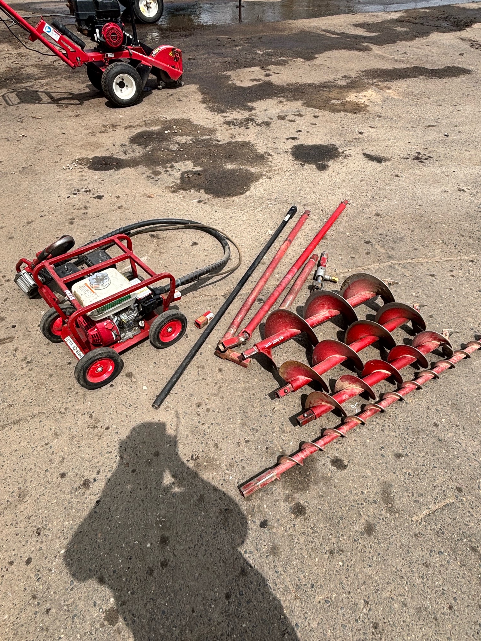 2018 Little Beaver Honda Gasoline Directional Auger with 3,6,8 and 10 auger bits