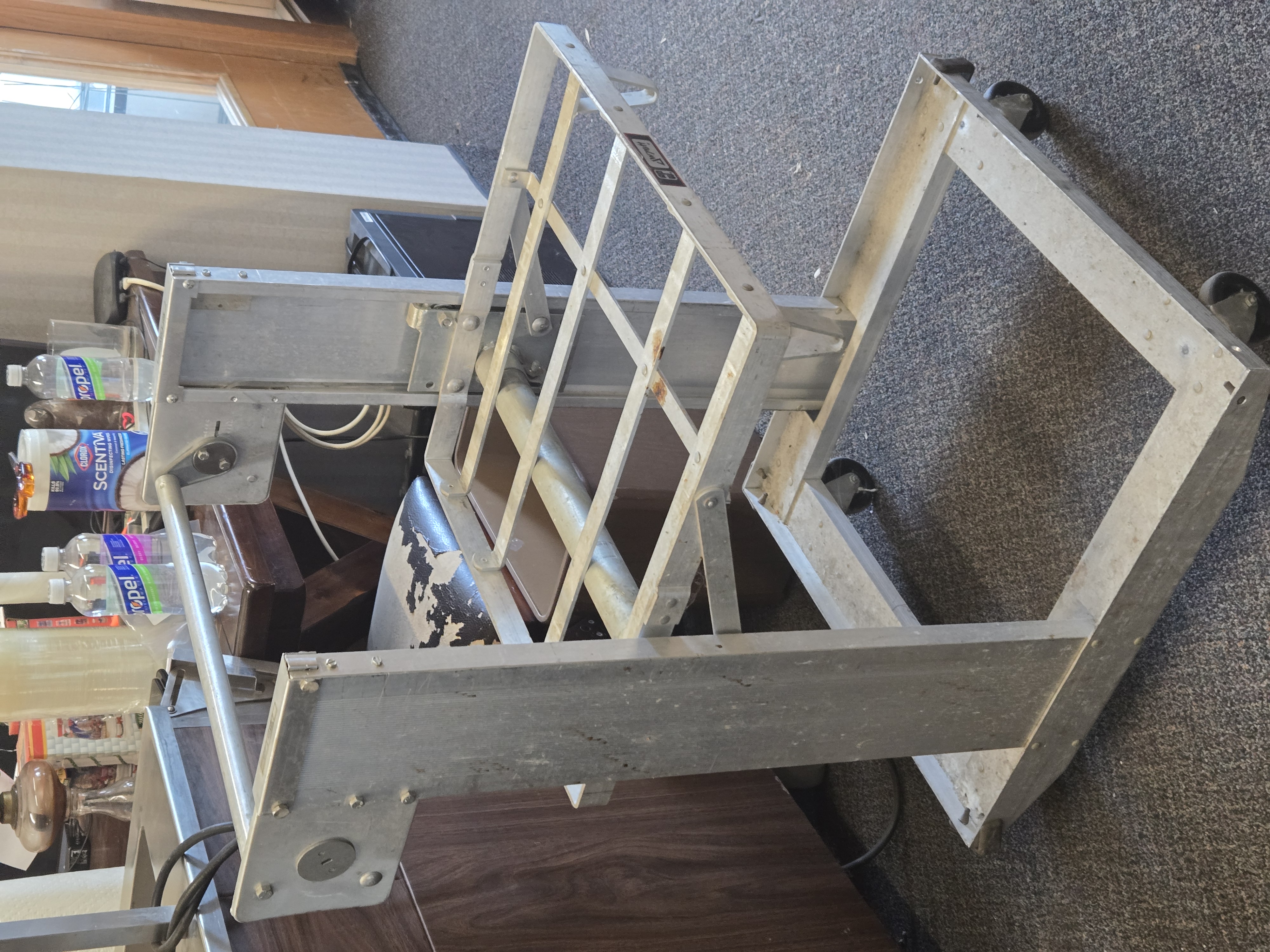 Glass Rack Load Lifter