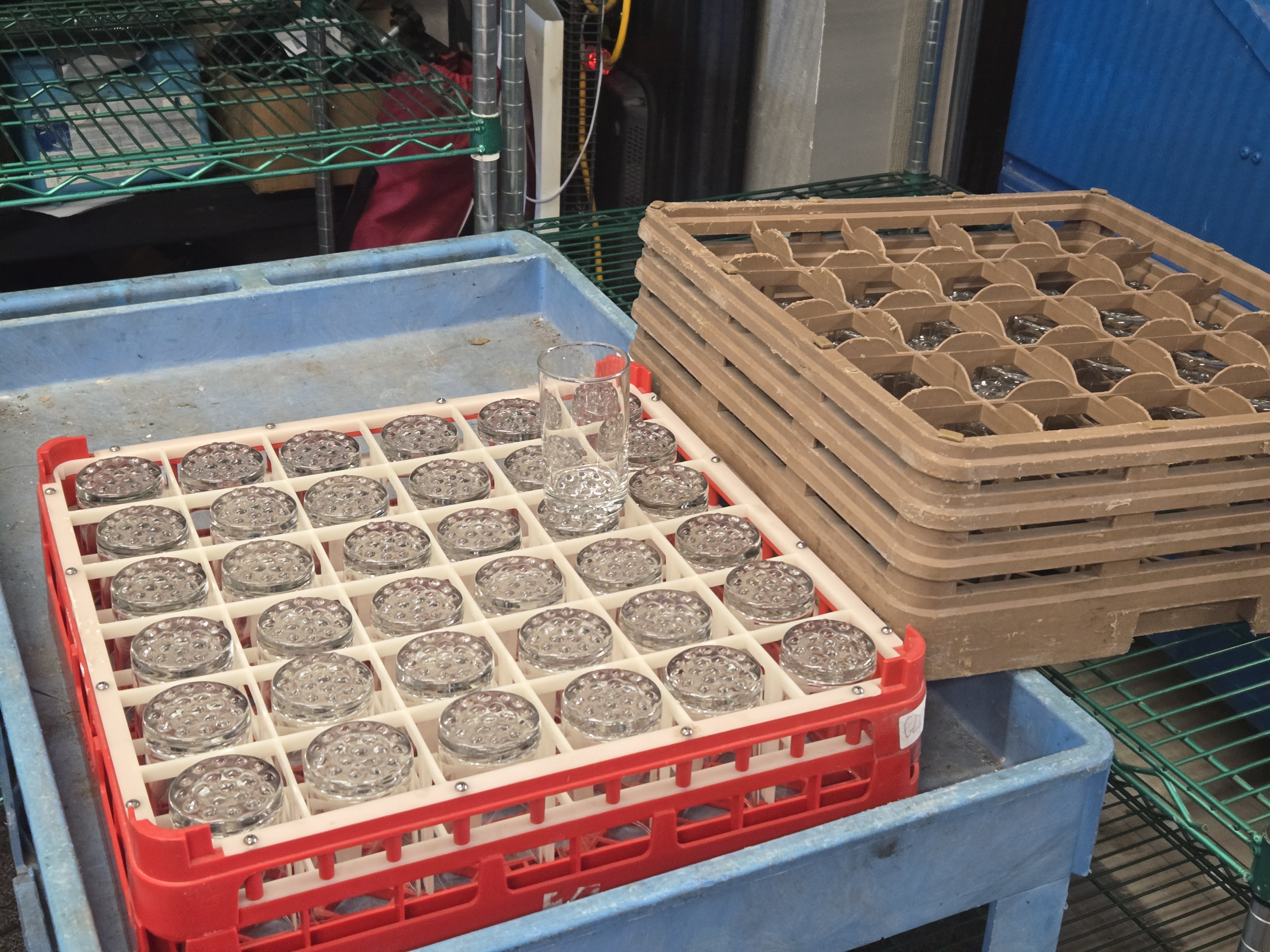 Libbey Bubble Base Tumblers w2 Tray