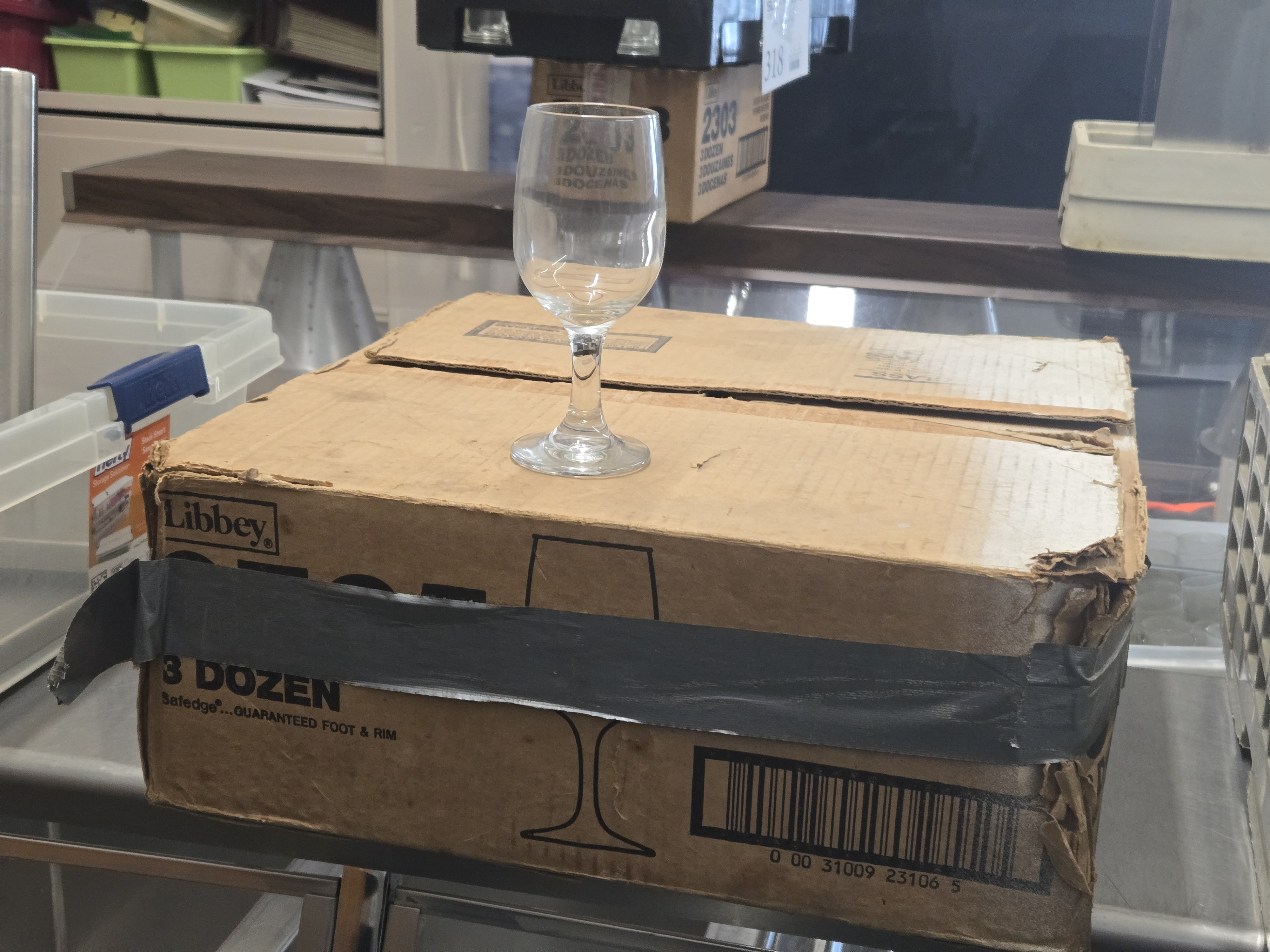 Libbey 8 12oz Wine Glasses