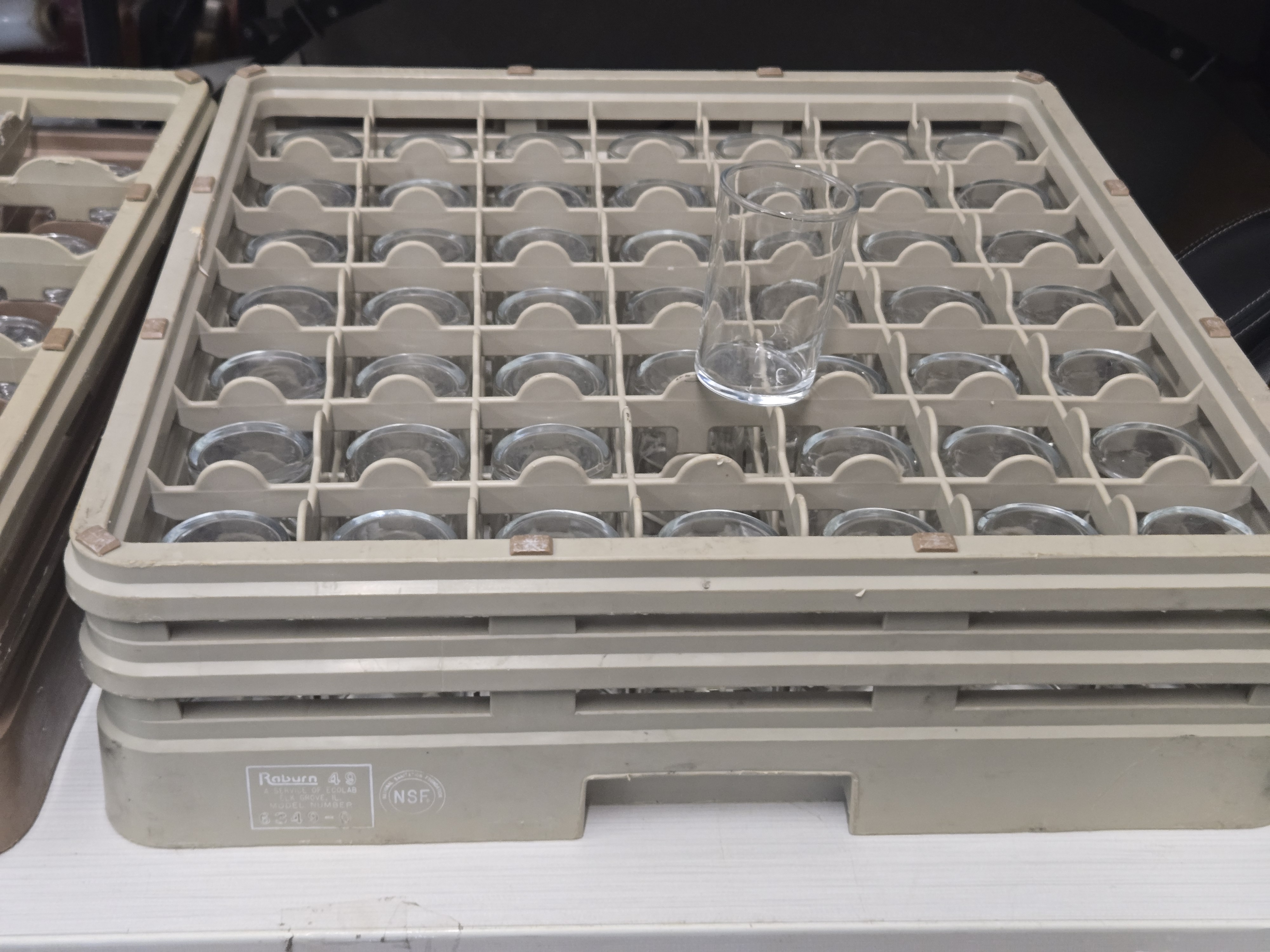 Clear Glass Tumblers wTray