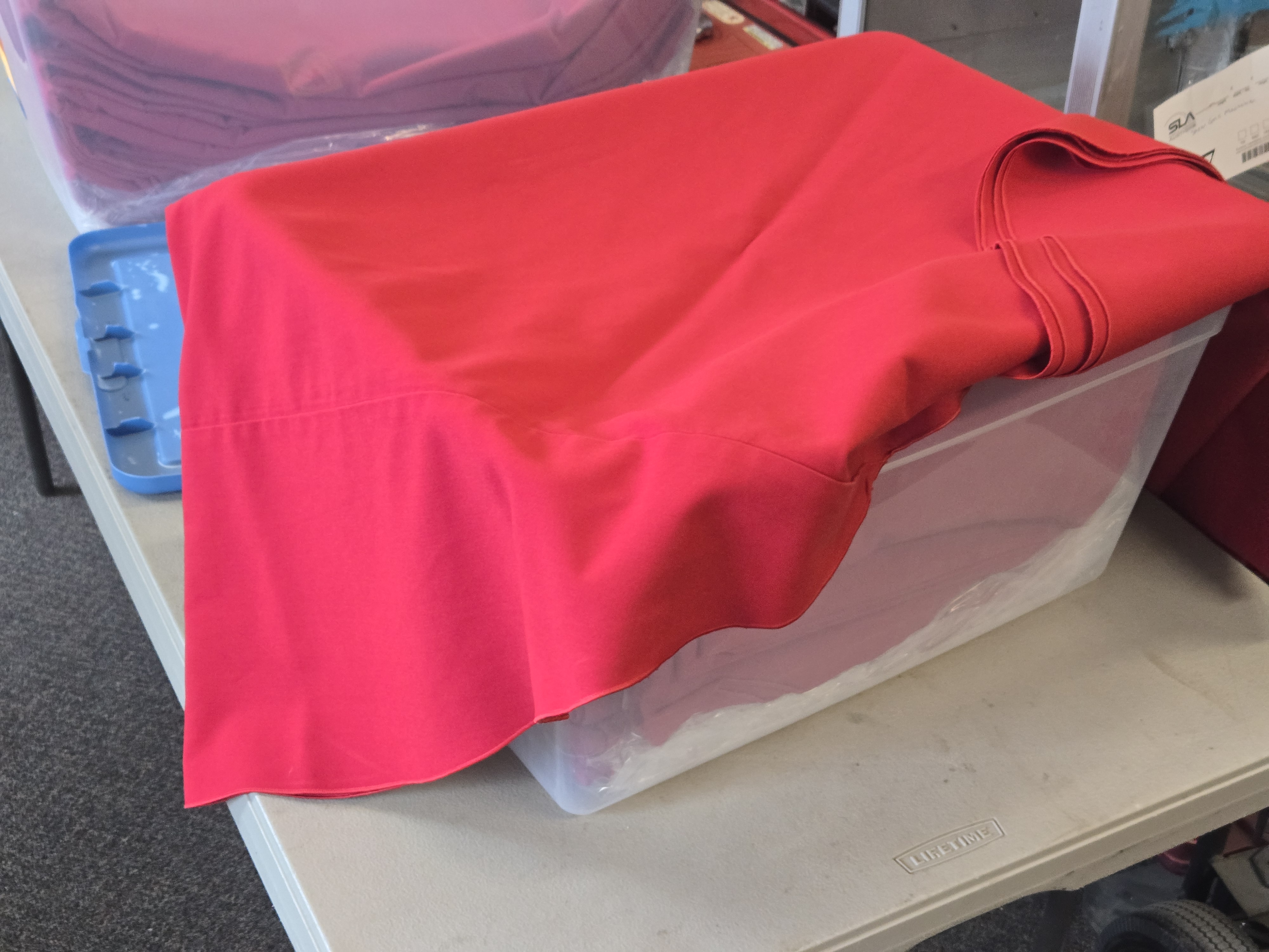 Red Round Table Clothes