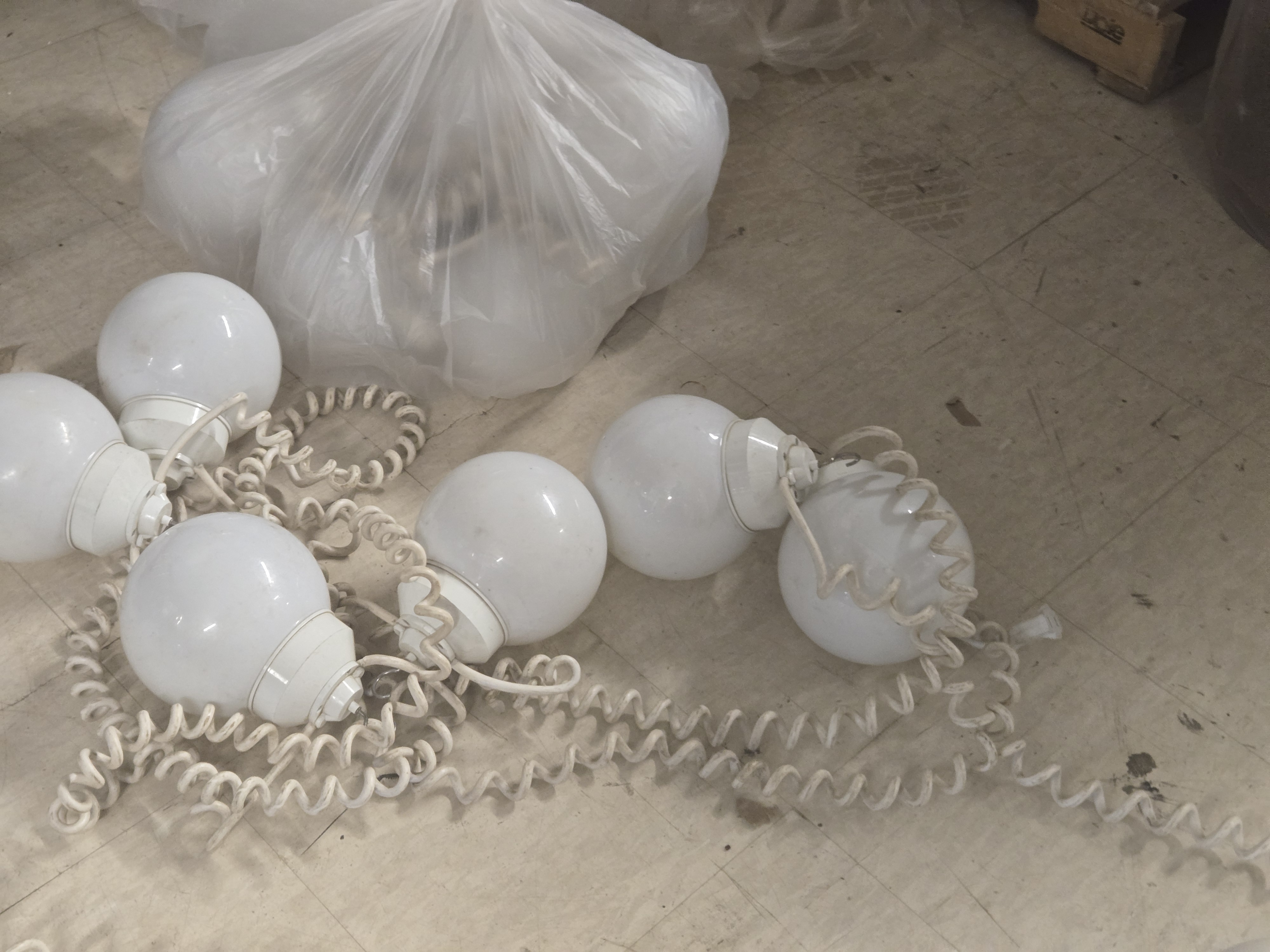 2 Sets of Hanging Lights