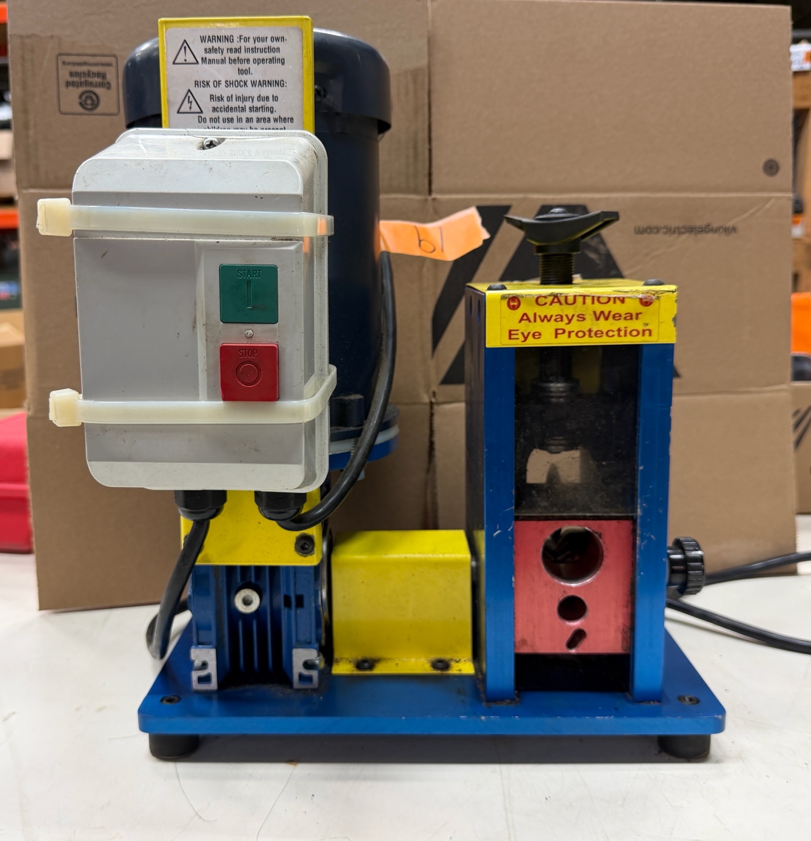 Rack-A-Tiers CWS-2 Copper Wire Stripper