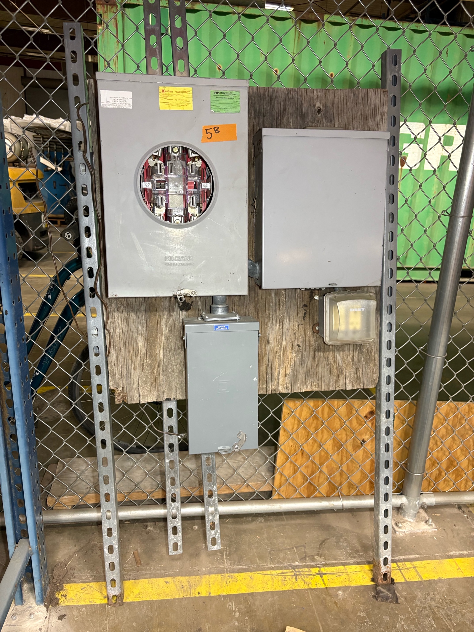 Temporary electrical service Siemans 125-amp outdoor electrical box, Square D enclosure