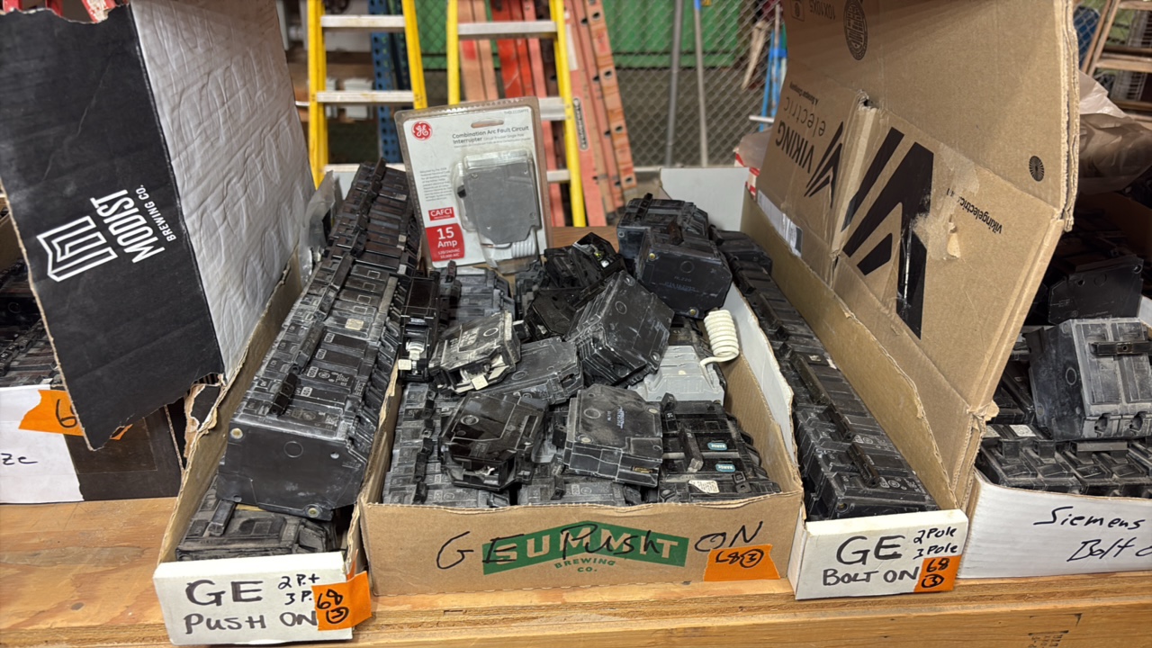 Push-on Circuit Breaker switches