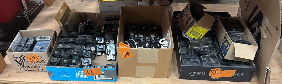 Circuit breaker switches