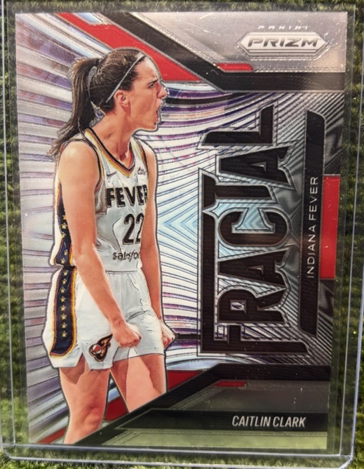 2025 Panini Prizm WNBA - Caitlin Clark Fractal Insert #4