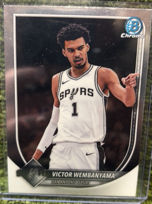 2025 Bowman Victor Wembanyama Chrome #BCV-143 - San Antonio Spurs