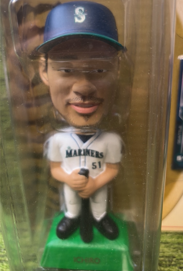 2001 Upper Deck Play Makers Ichiro Suzuki Seattle Mariners Bobblehead wCard NEW