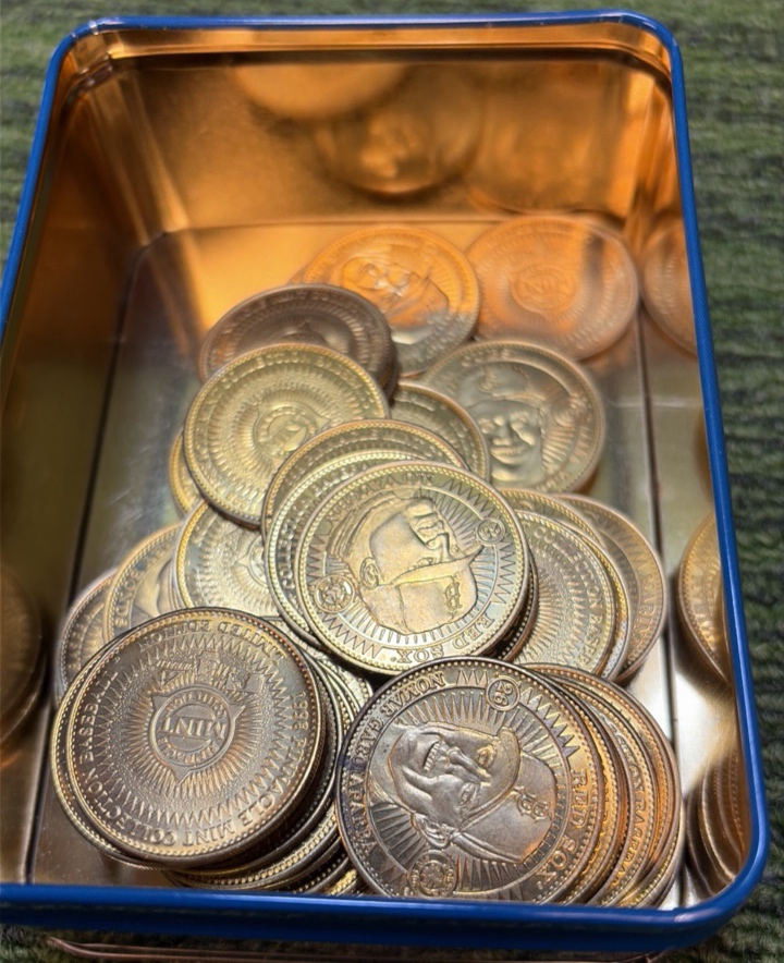 1998 Pinnacle Mint Collection Baseball LOT Approx. 30 Coins in Total 