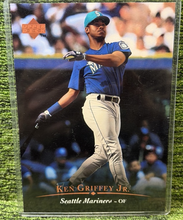 Upper Deck MLB #100 Ken Griffey Jr Seattle Mariners 1995 Big Card