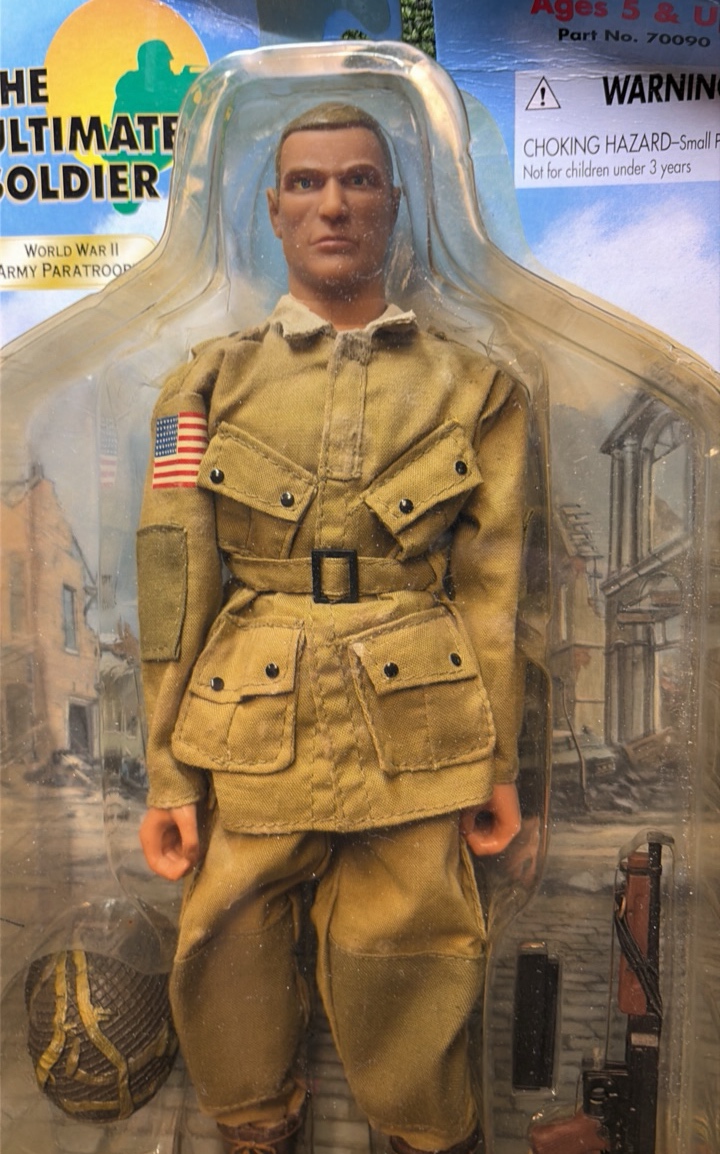 THE ULTIMATE SOLDIER WORLD WAR II PARATROOPER
