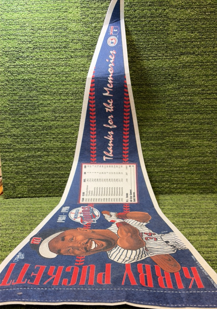 SWEET 1996 Kirby Puckett Retirement Player Picture Pennant, Minnesota Twins NICE