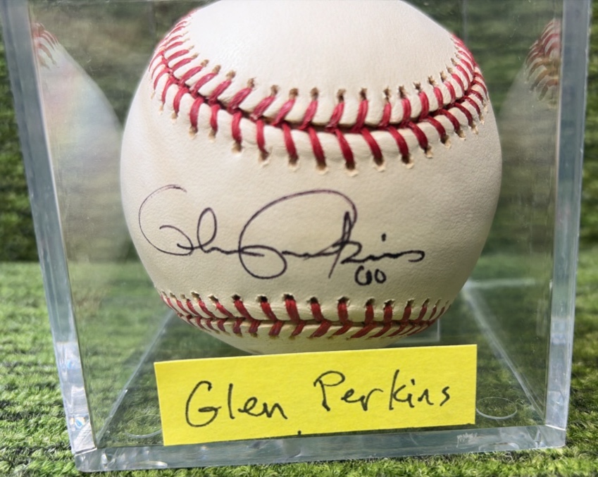Glen Perkins 00 Sweet Spot Autographed MLB Baseball- Minnesota Twins Pitcher