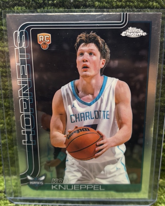 Kon Knueppel RC 2025 Topps Chrome Rookie Charlotte Hornets #254