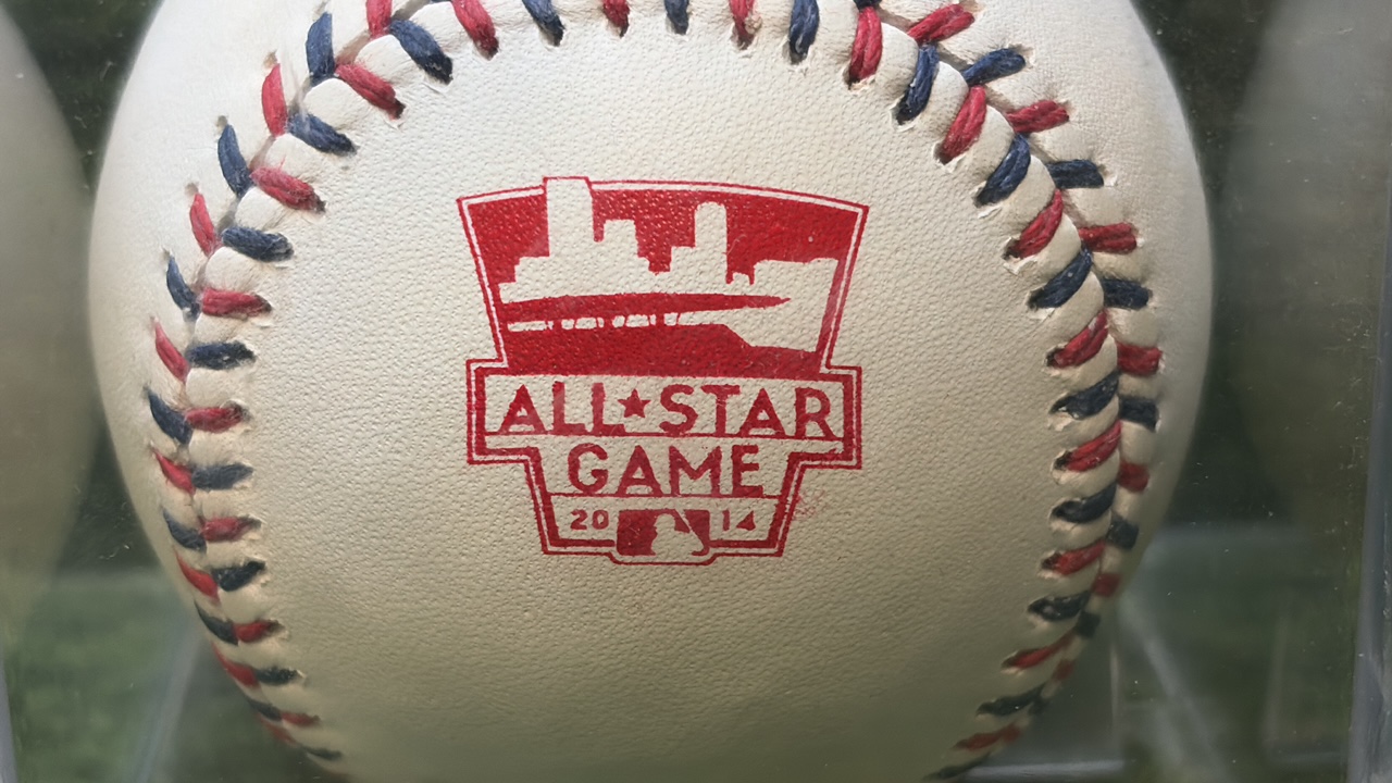 2014 ALL-STAR GAME Official Ball  Target Field Logo