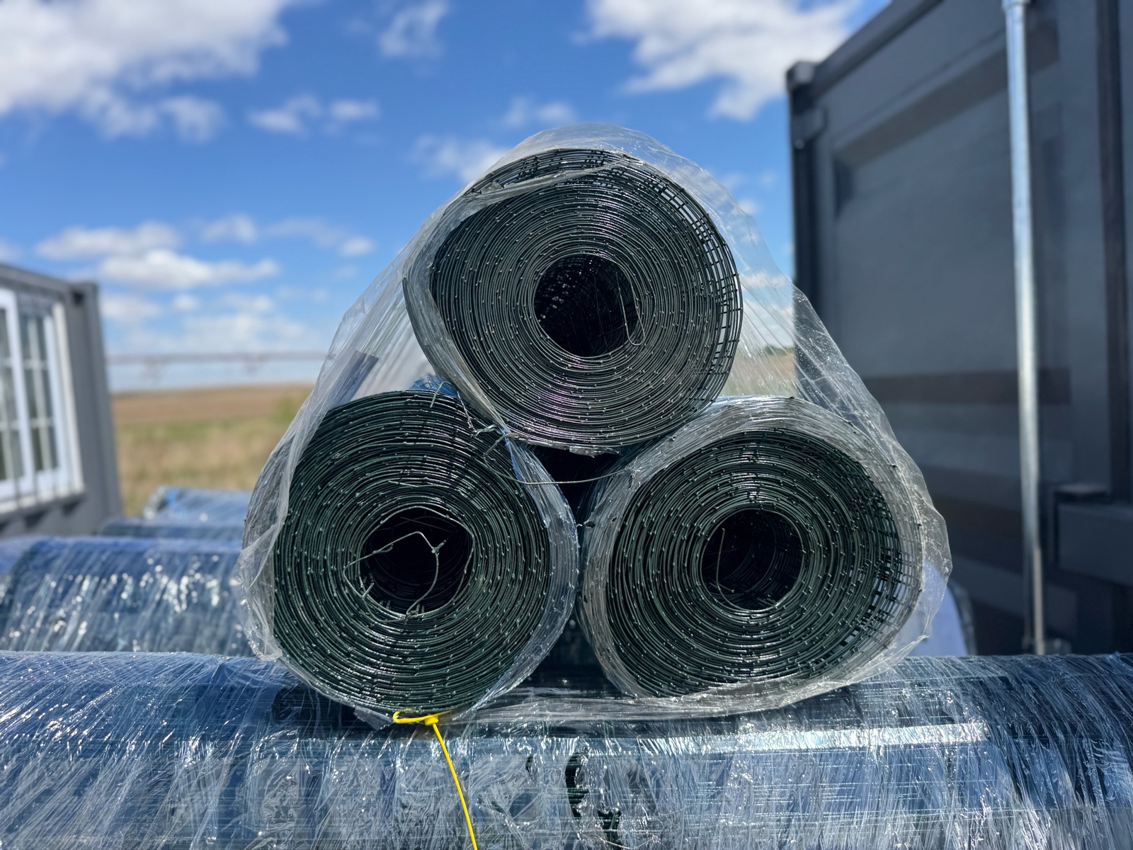 wire mesh fence  ABOSS  2025  brand new  300ft