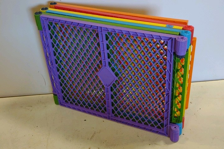 portable play yard baby gate