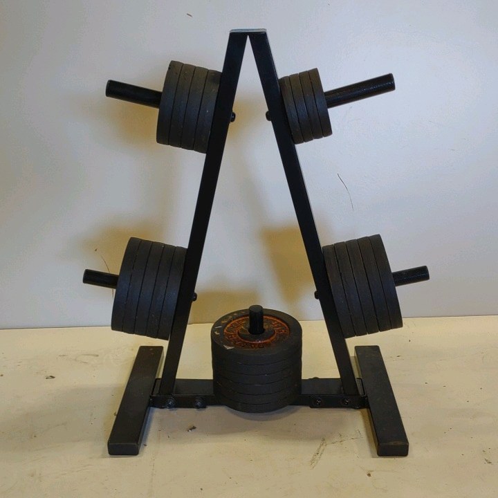 weights stand with weights