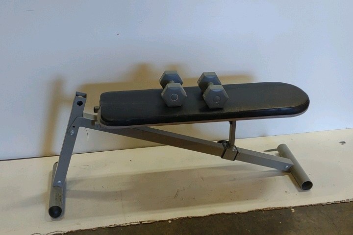 weight bench