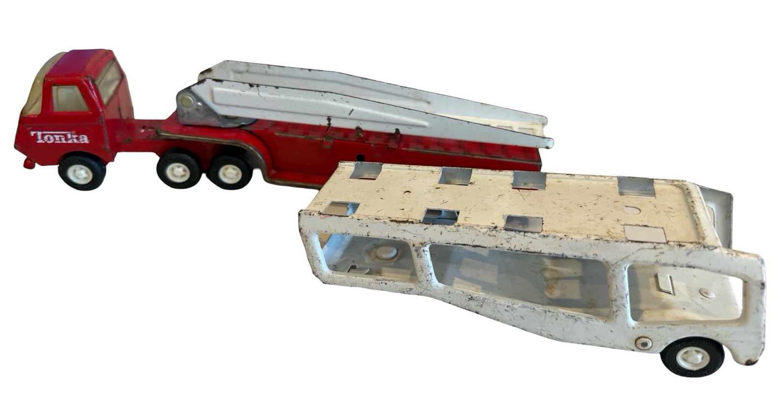 Small Vintage Red Tonka with White Carrier & Fire Ladder