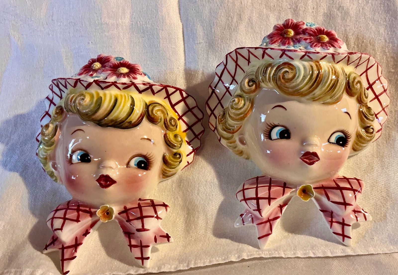 Pair of vintage Lefton Miss Daisy ceramic wall pockets