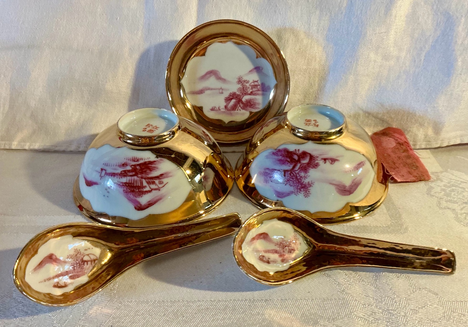 Set of Chinese porcelain rice bowls and soup spoons