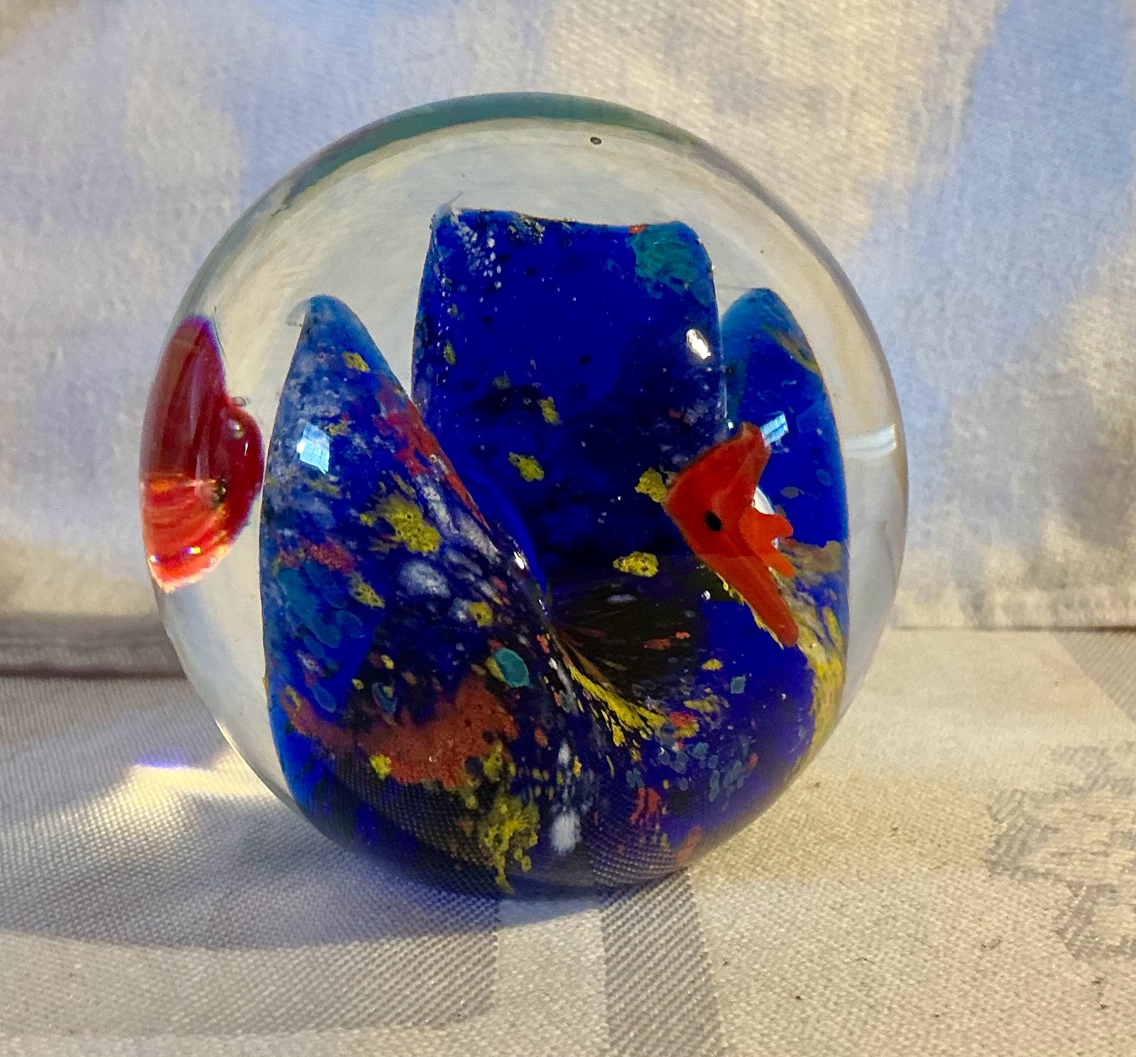 Collectable art glass paper weight, Fish