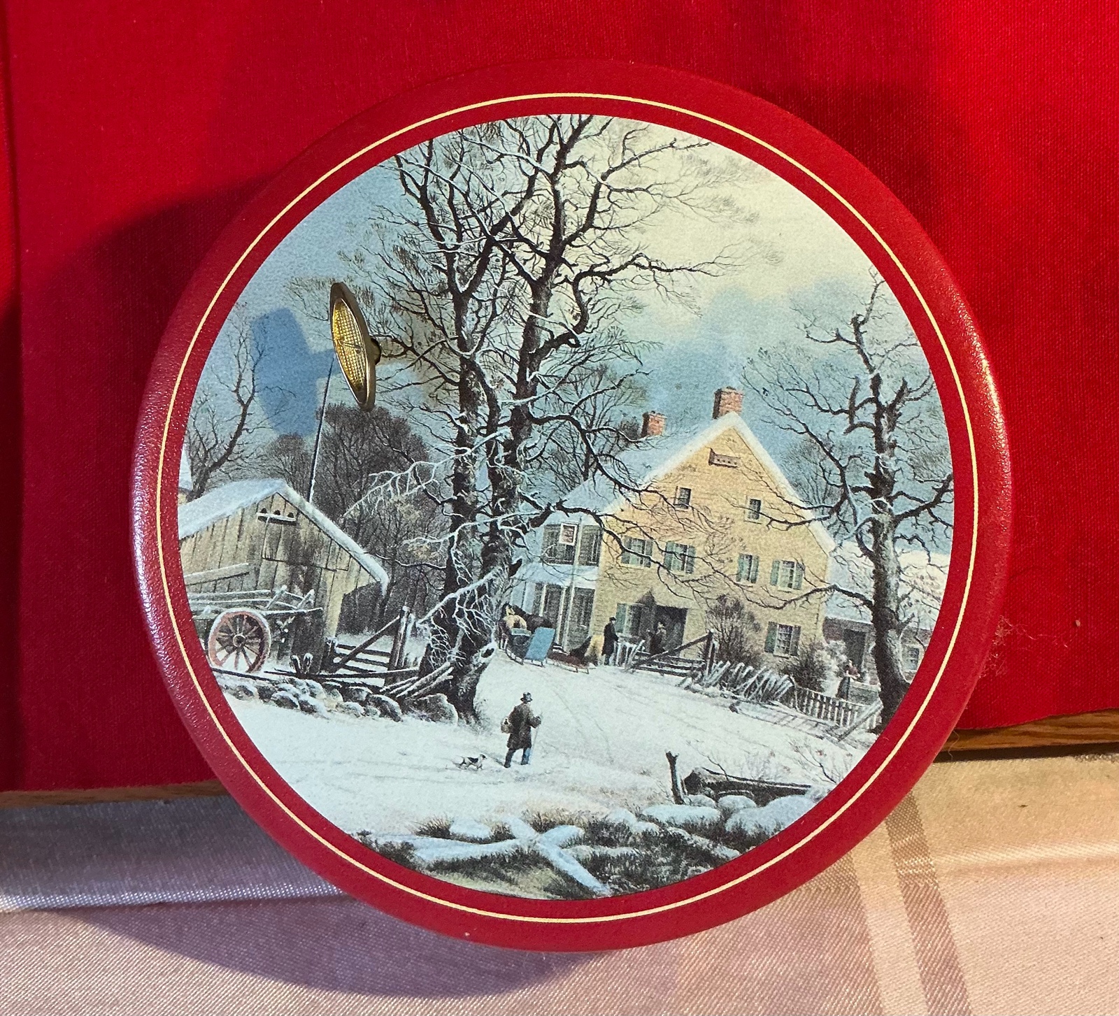 Collectable Christmas tinmusic box