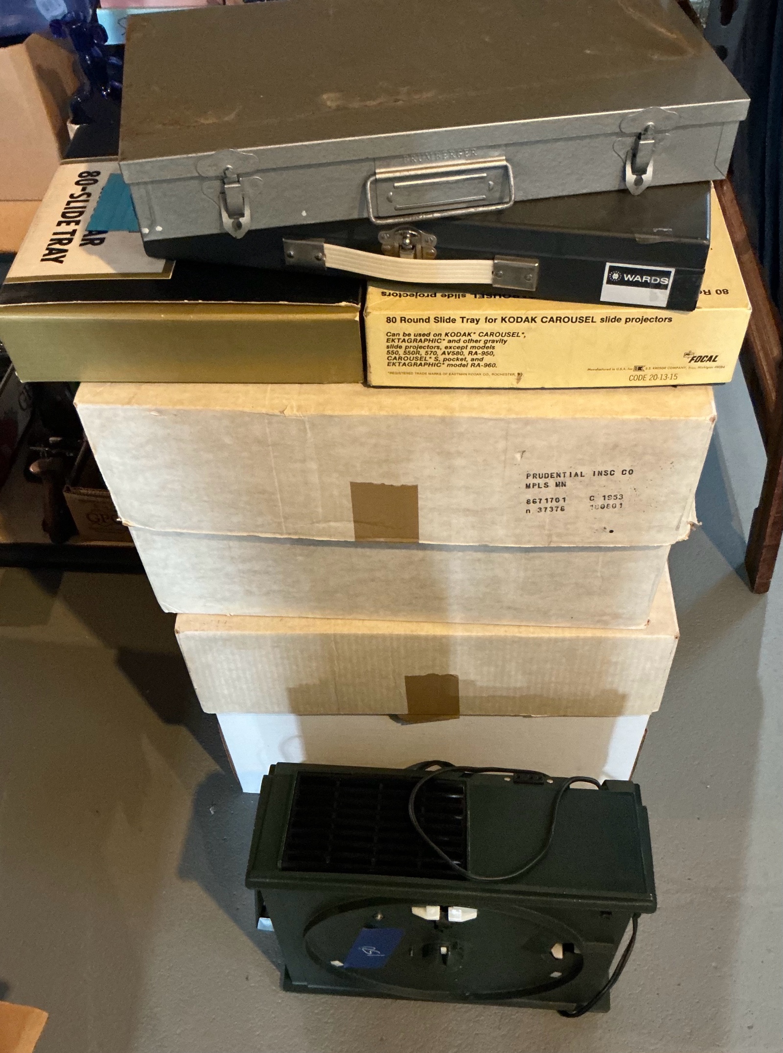Vintage Sears continental 45 slide projector & cartridges