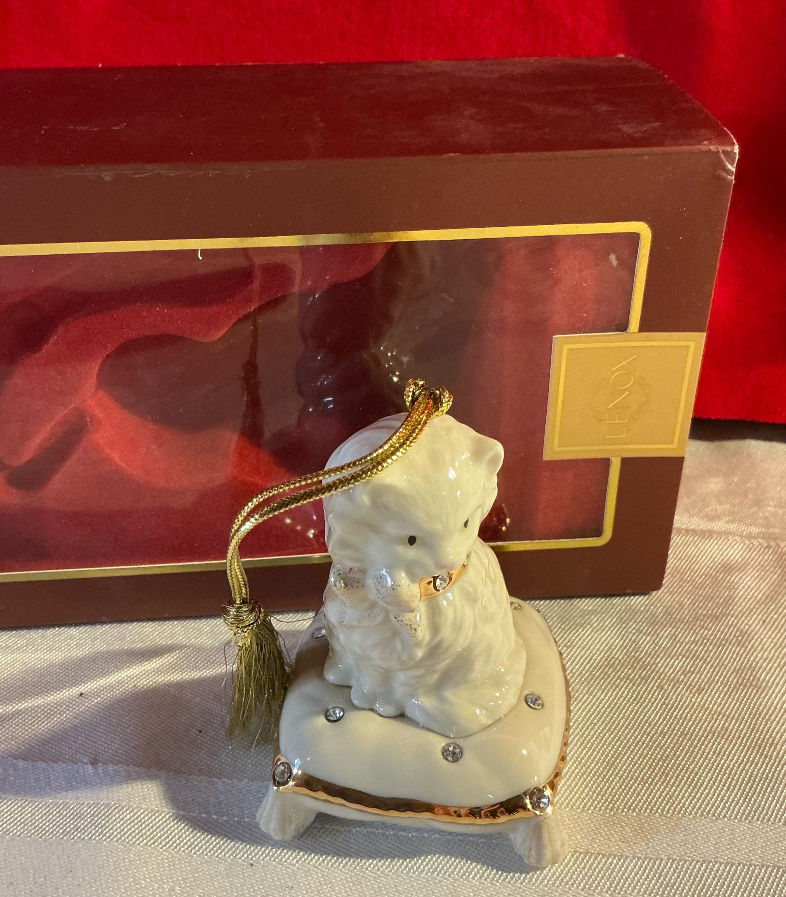 Collectable lenox christmas ornament Razzle Dazzle cat