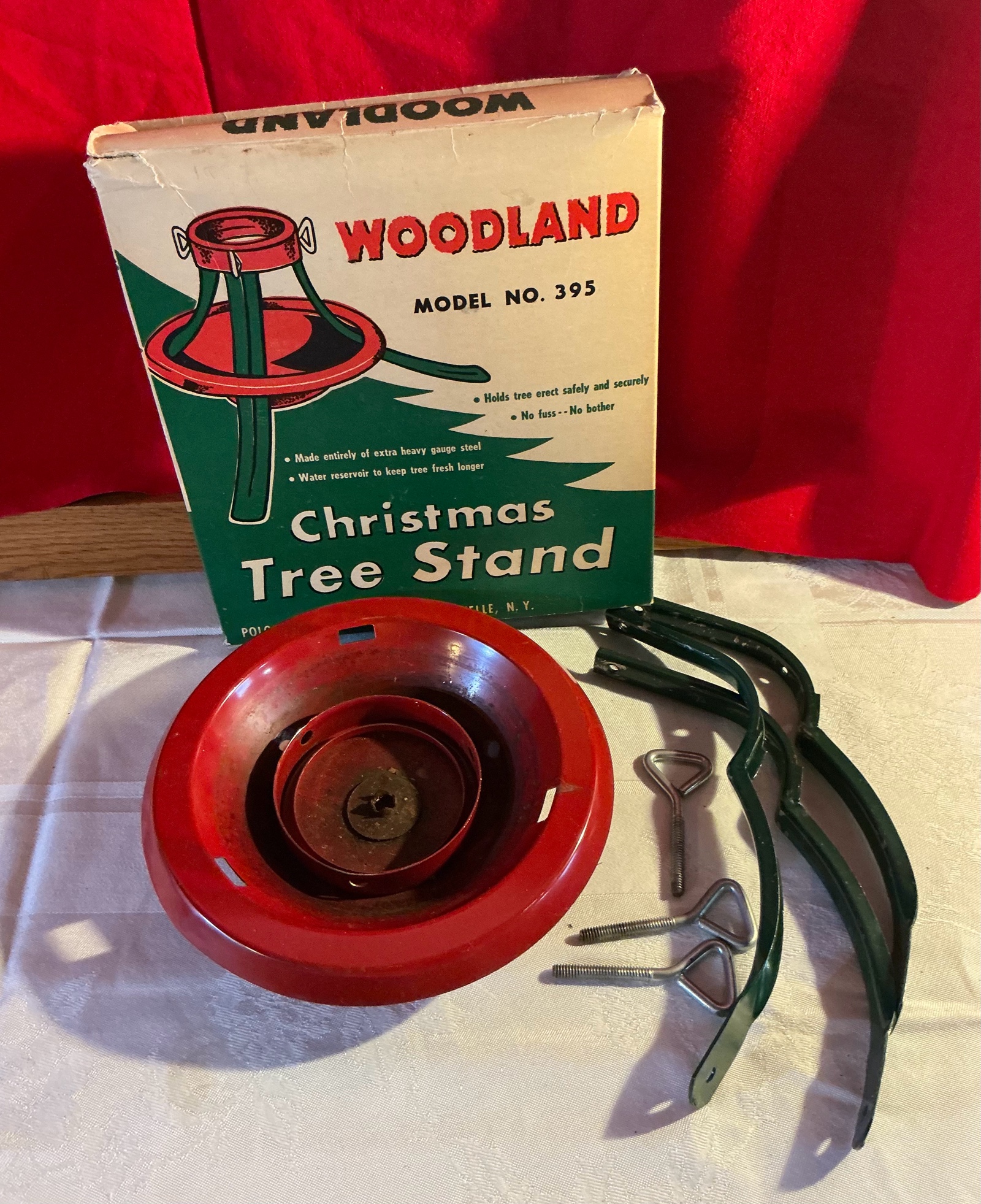 Vintage Woodland christmas tree stand model no. 395 Poloron products inc.