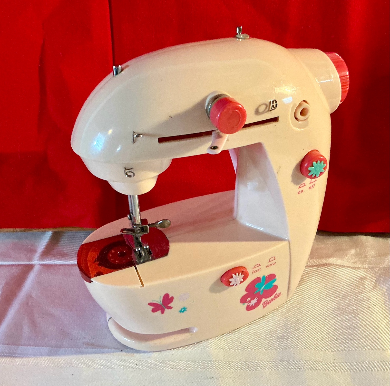 Vintage barbie plastic toy sewing machine