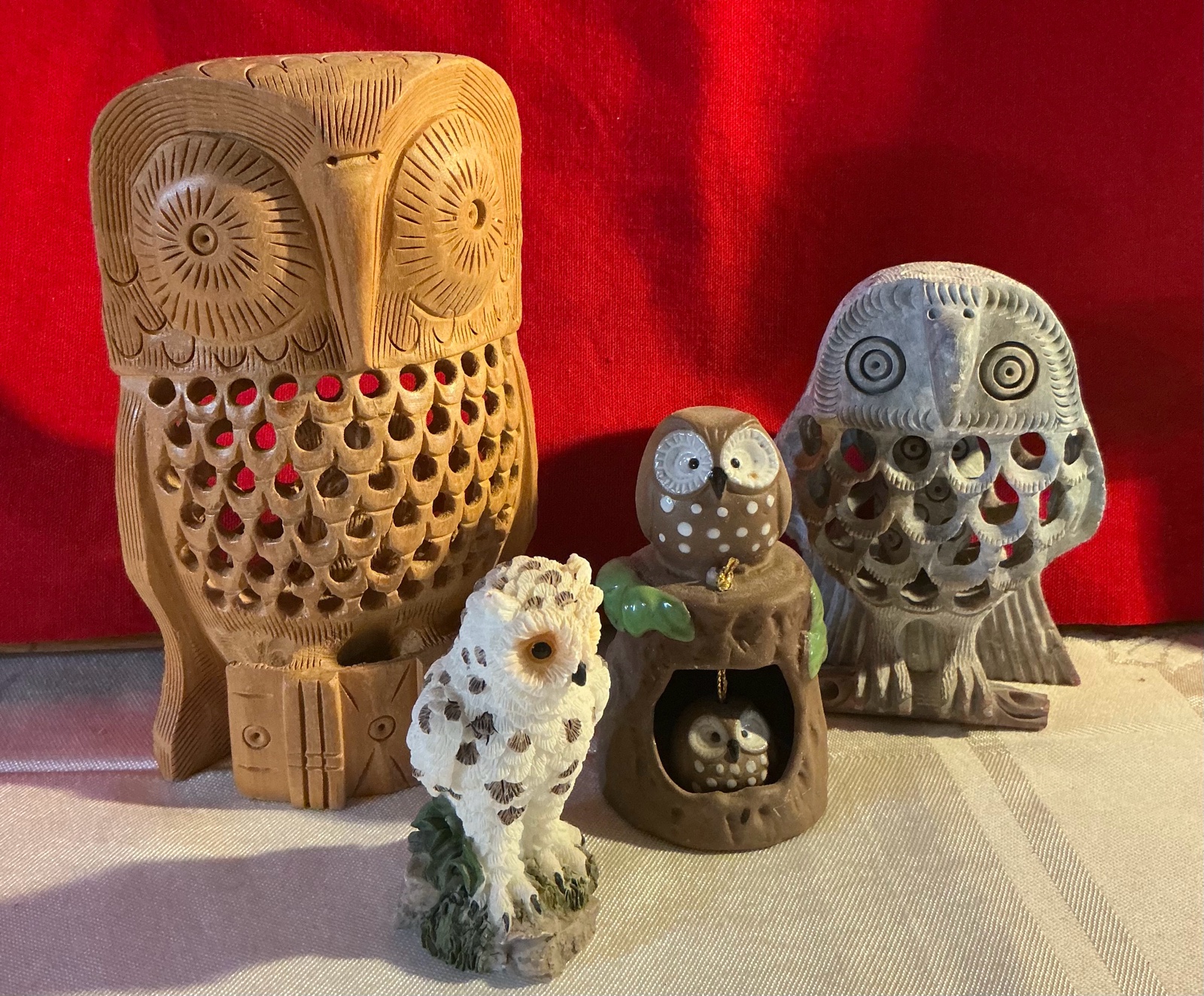 Owl collection resin and wood carved