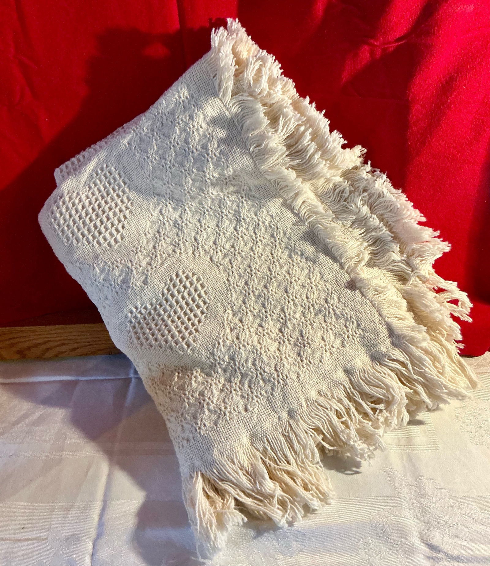 Machine made ecru cotton blend throw blanket with hearts