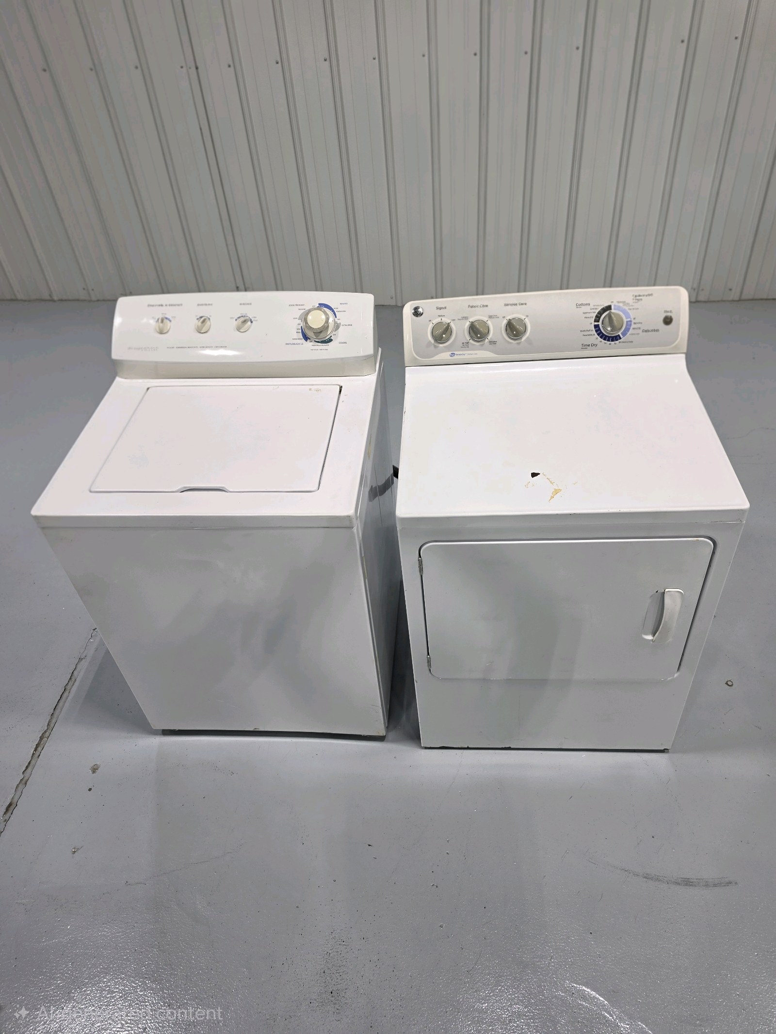 Frigidaire Washer and Dryer Set