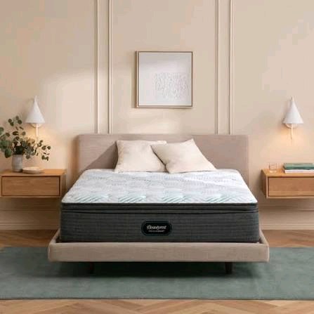 Bundle Beautyrest PressureSmart Mattress - Plush Pillow Top - Queen - $1899 MSRP  Boxspring