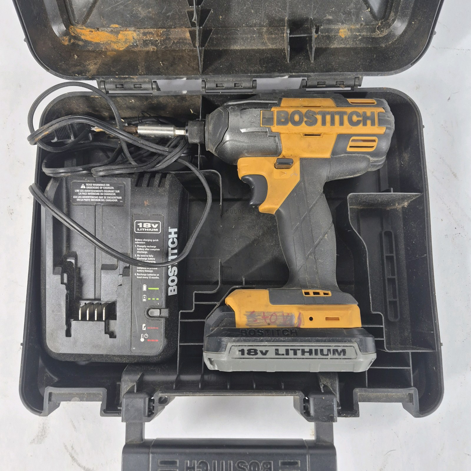 Bostitch 18V Lithium Cordless Impact Driver Kit