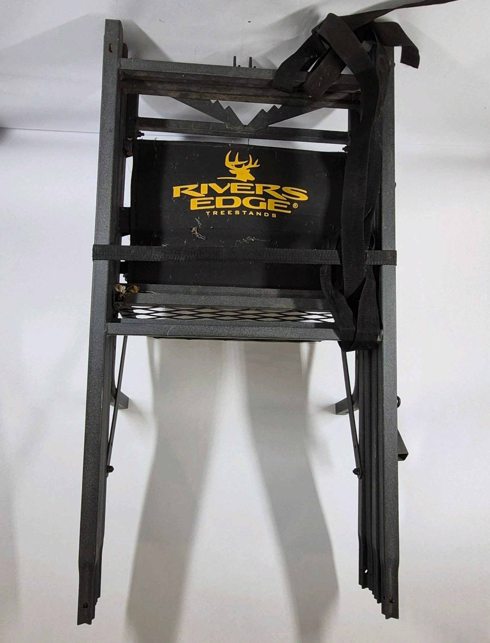 Rivers Edge Treestands Hunting Tree Stand