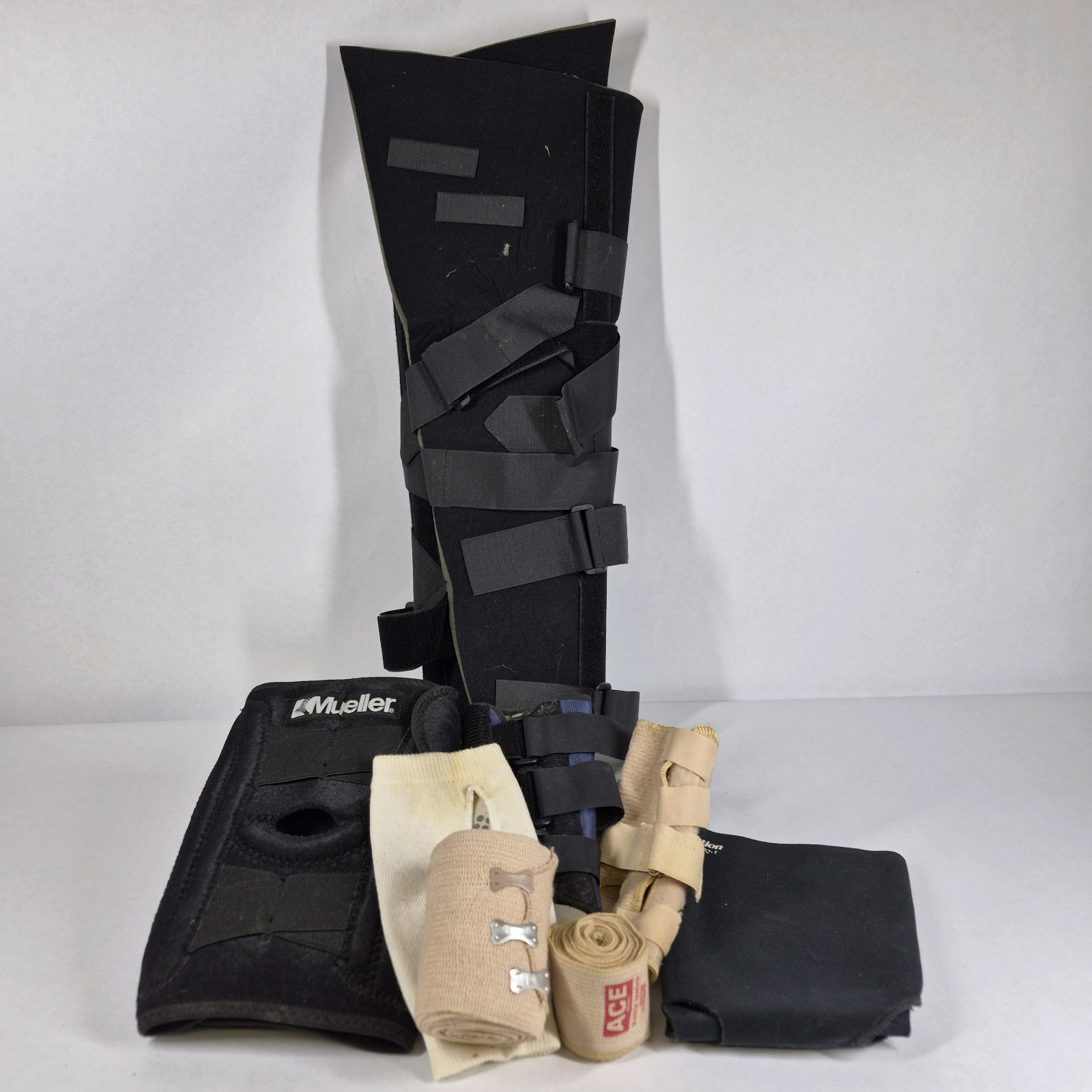 Lot of Knee Brace, Finger Splints, and Athletic Wraps
