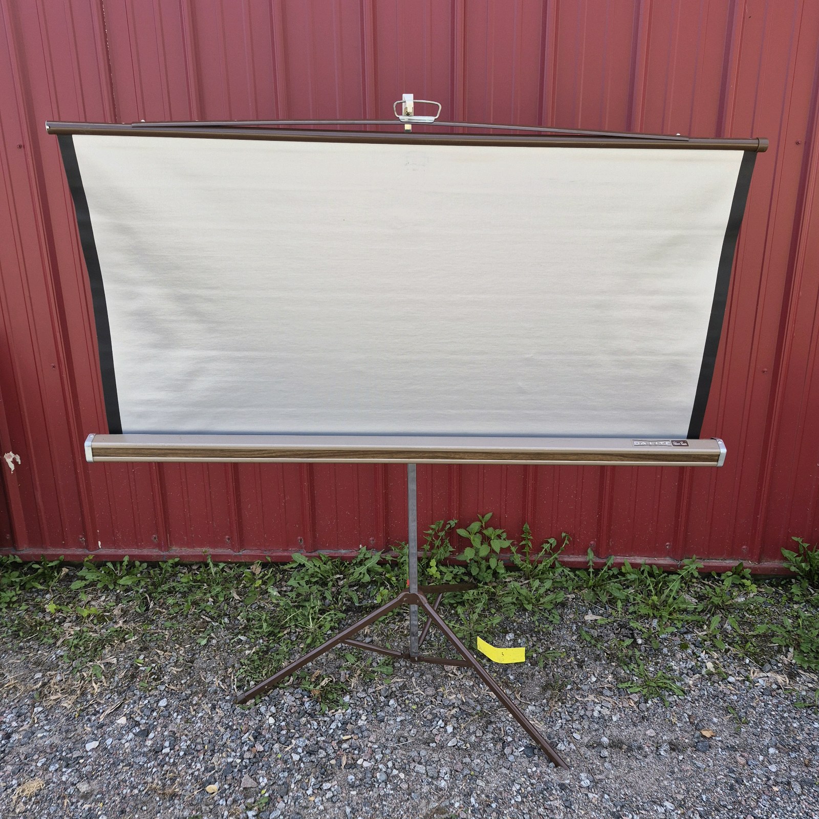Da-Lite Silver Pacer Projection Screen with Tripod Stand