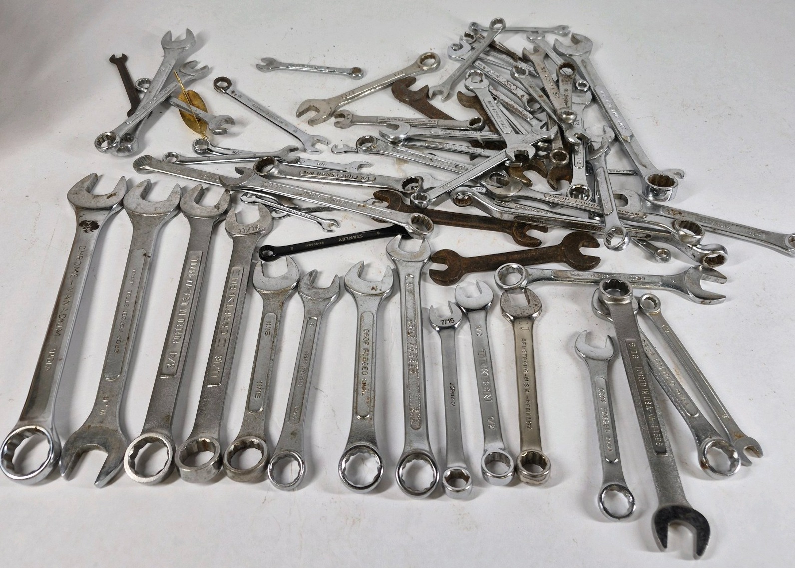 Lot of Assorted Combination Wrenches