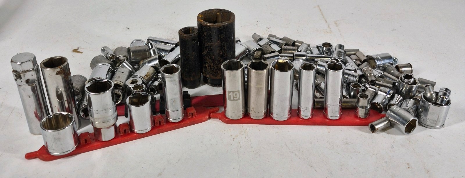 Lot of Assorted Chrome Sockets and Socket Accessories