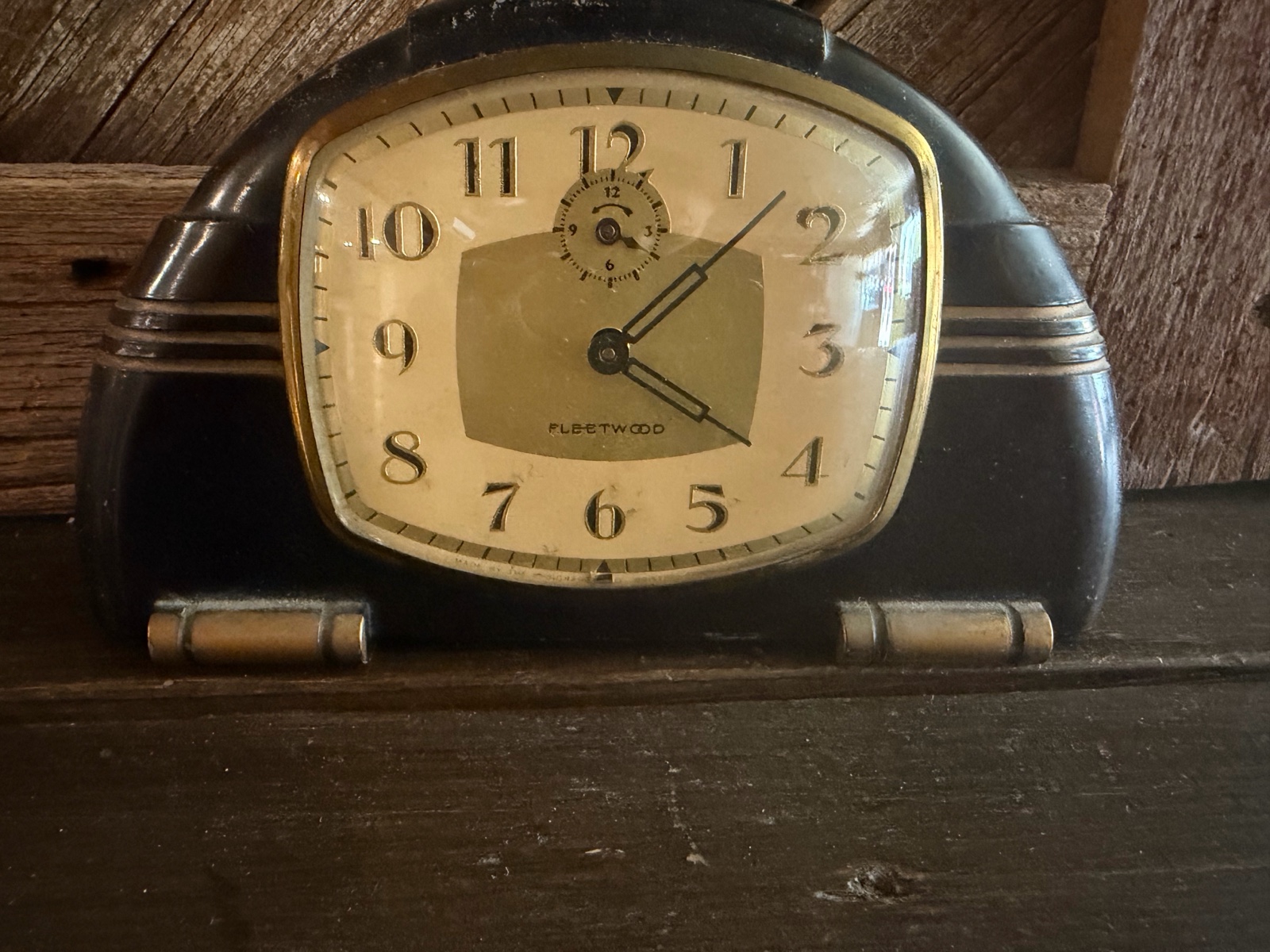 Vintage Fleetwood Art Deco Wind-Up Mantel Alarm Clock  Black Bakelite Style