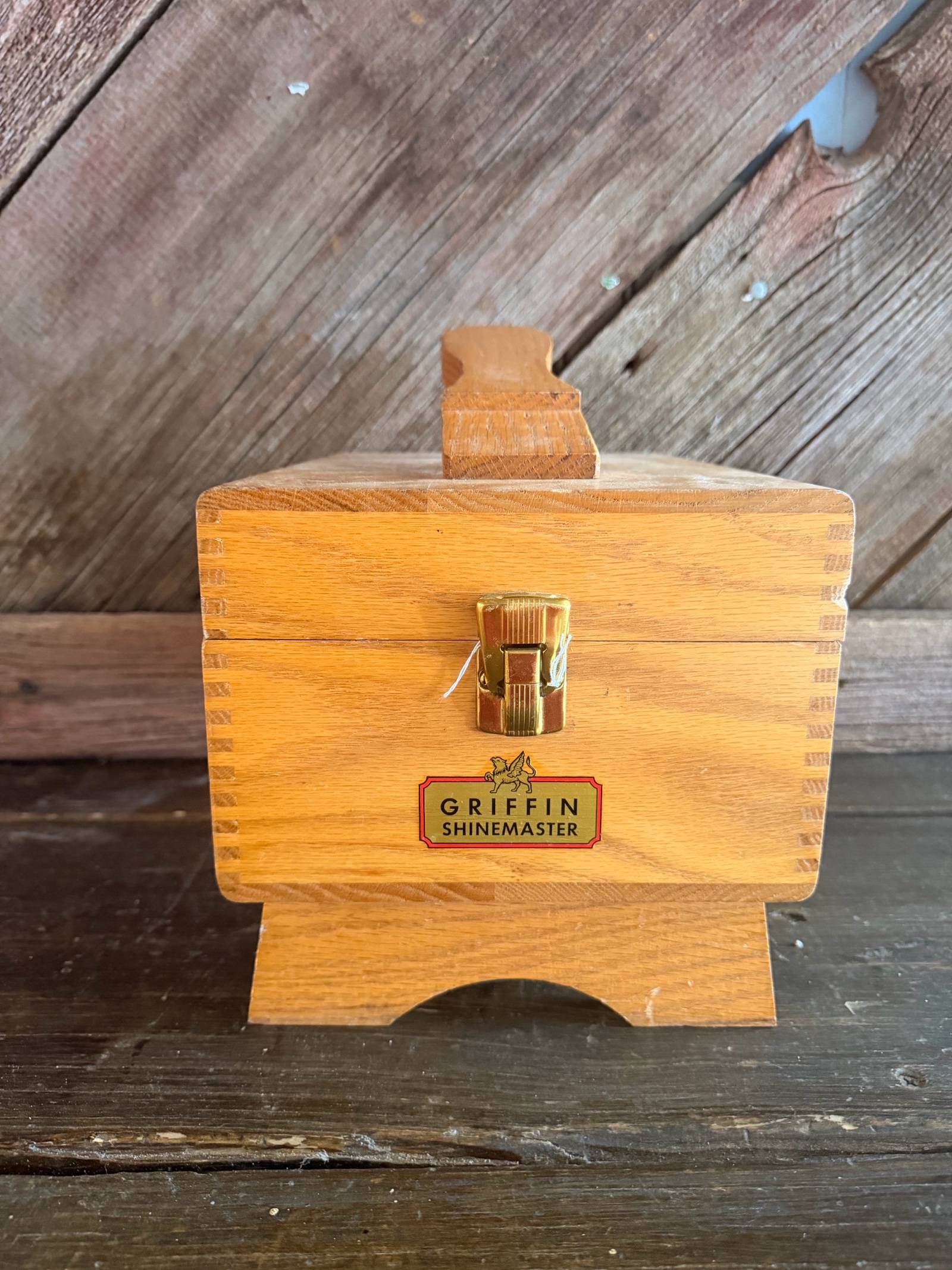 Vintage Griffin Shinemaster Wooden Shoe Shine Box Kit w Brushes, Polish & Accessories.